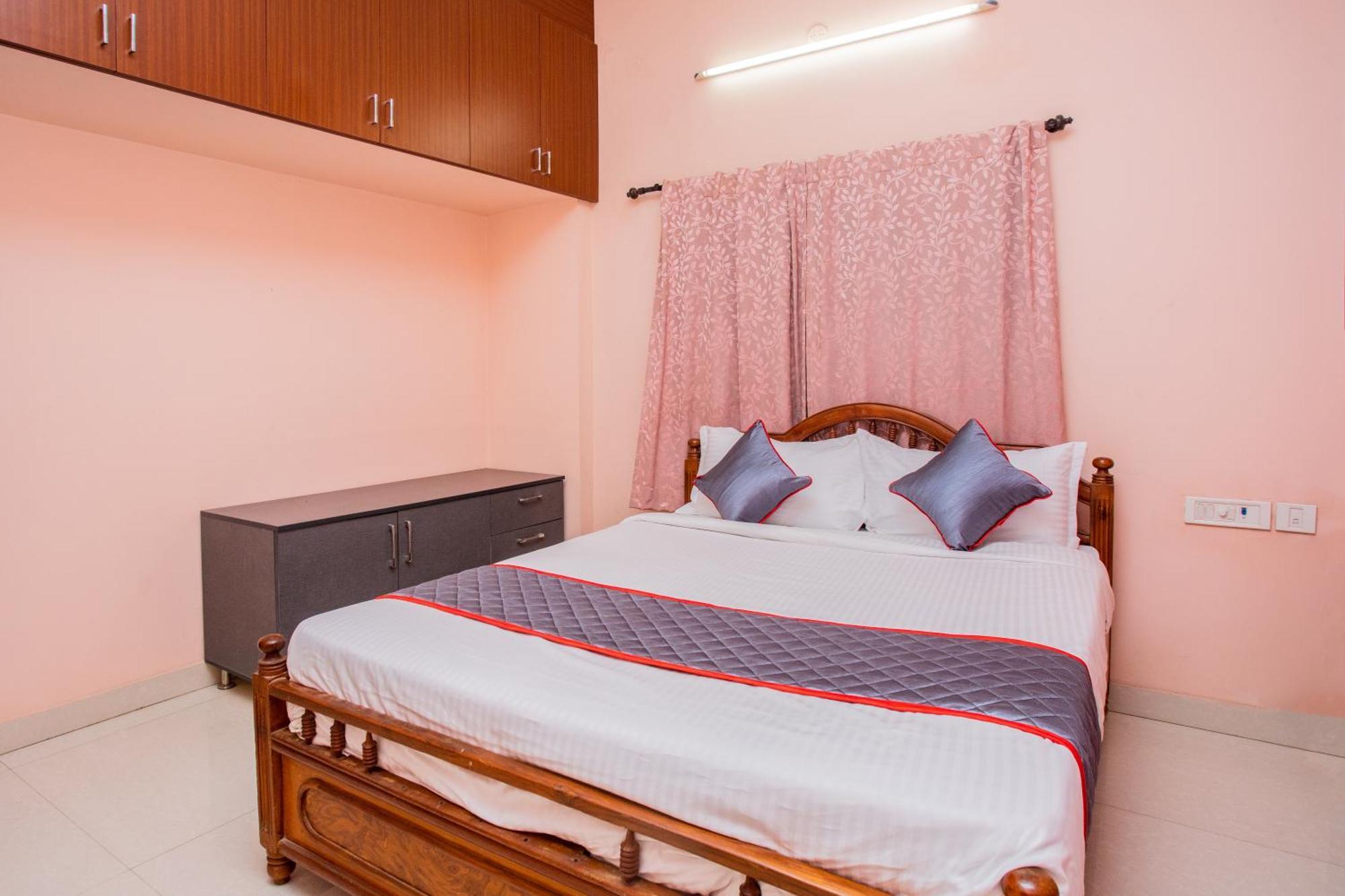 Its South East Residency Hotel Chennai Exterior foto