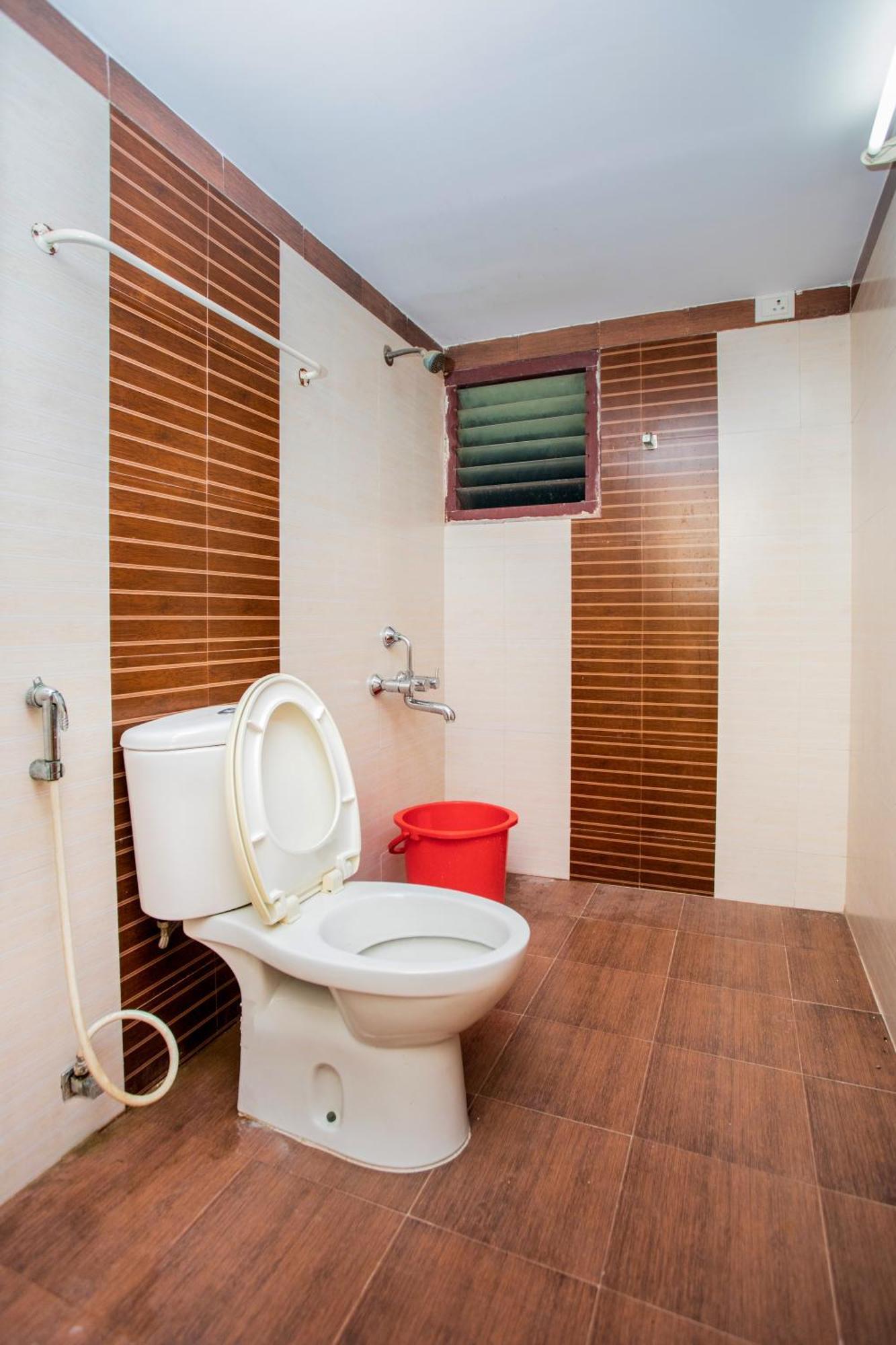 Its South East Residency Hotel Chennai Exterior foto